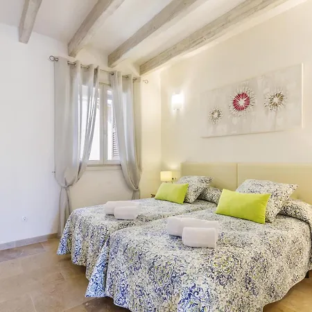 Margarita Apartment *